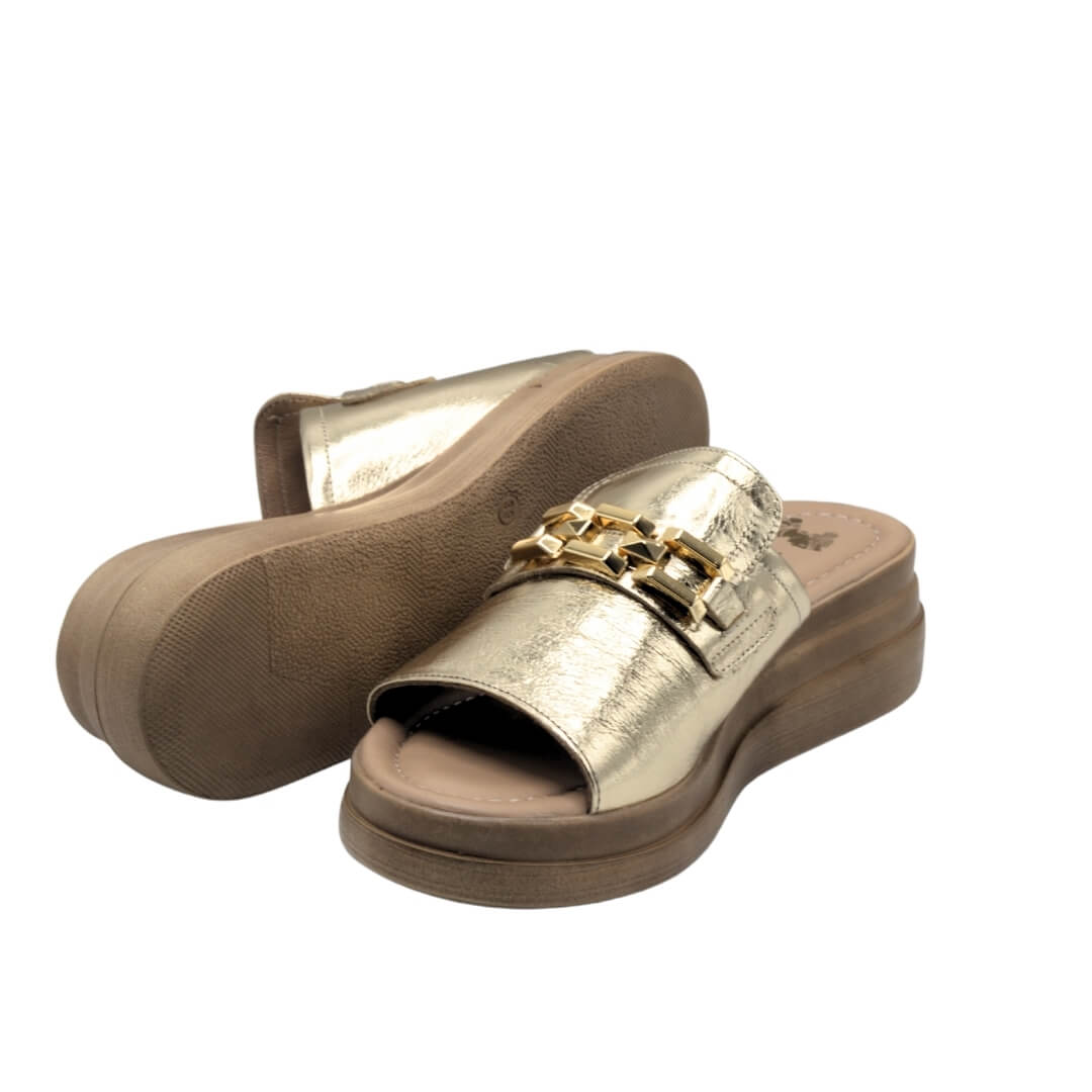  Venüs Deri Kadın Gold Detaylı Terlik Altın 2409915Y