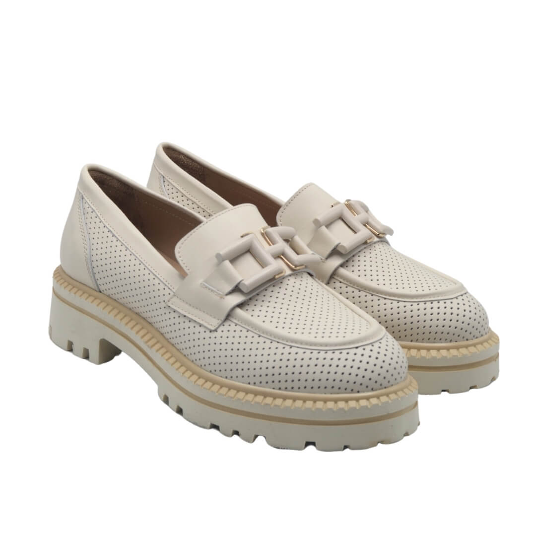 Venüs Deri Kadın Loafer Ayakkabı Bej 2411530Y  Venüs Deri Kadın Loafer Ayakkabı Bej 2411530Y