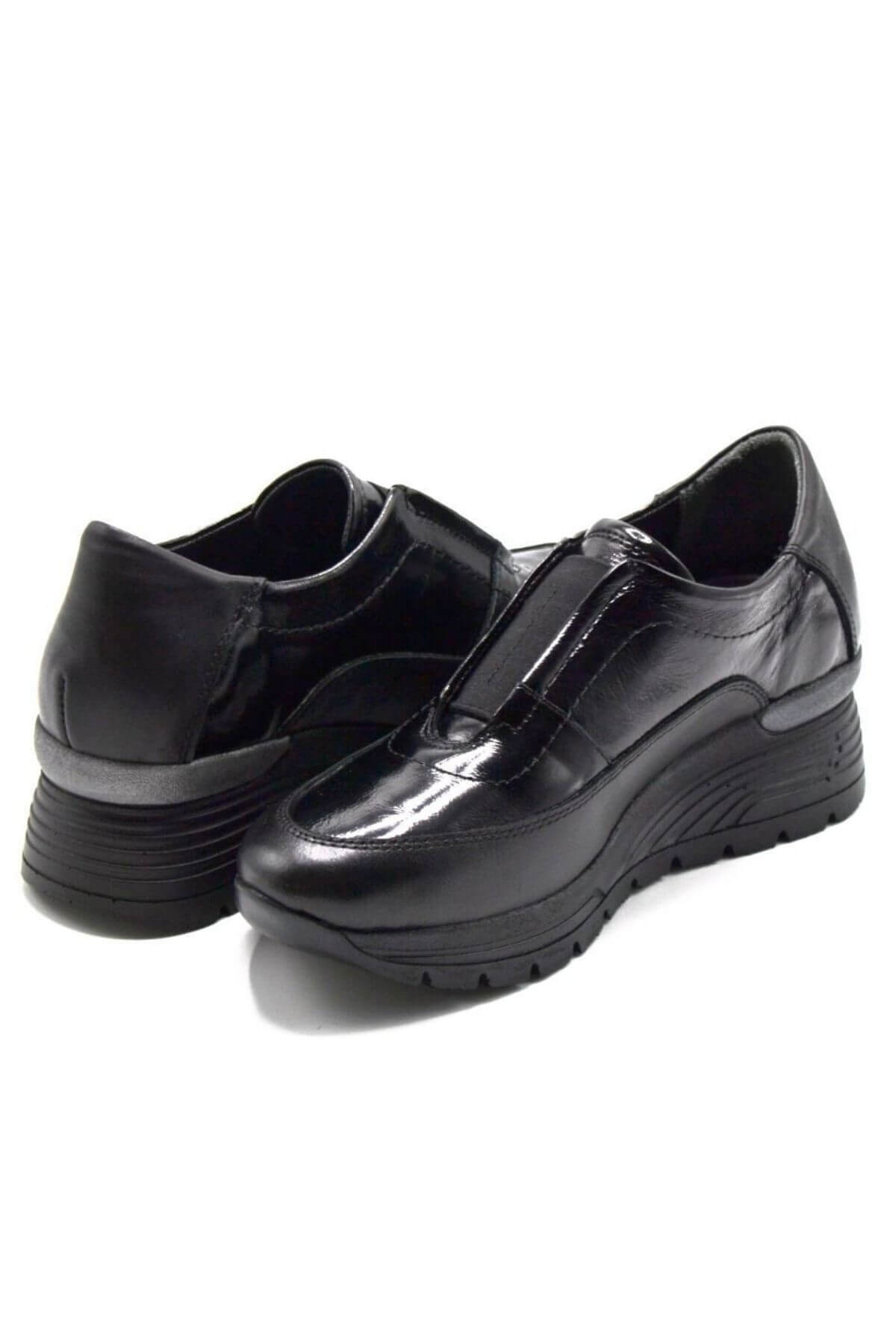 Kadın Airflow Deri Ayakkabı Siyah Rugan 2313031K - Thumbnail