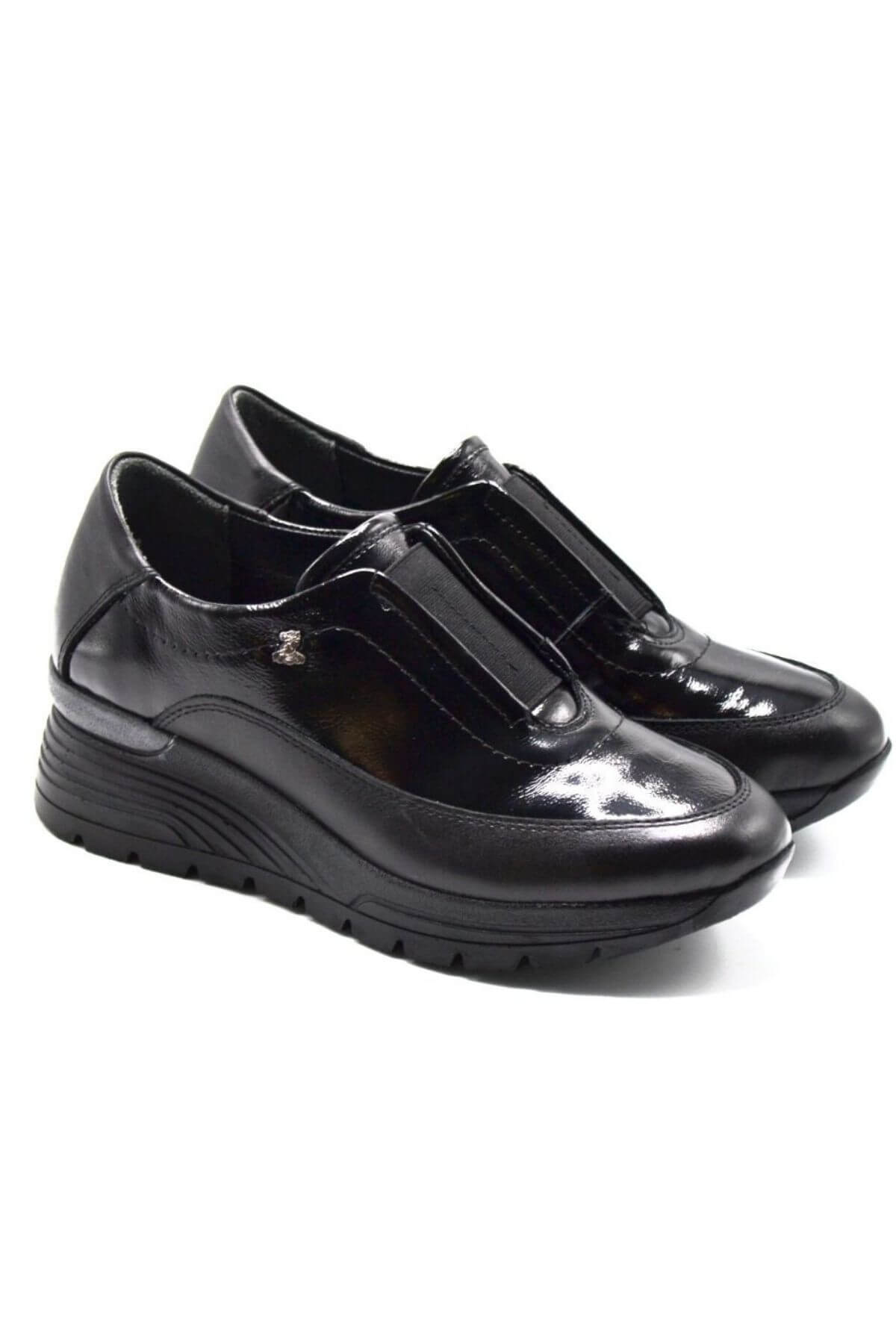 Venüs - Venüs Deri Kadın Rugan Airflow Ayakkabı Siyah 2313031K