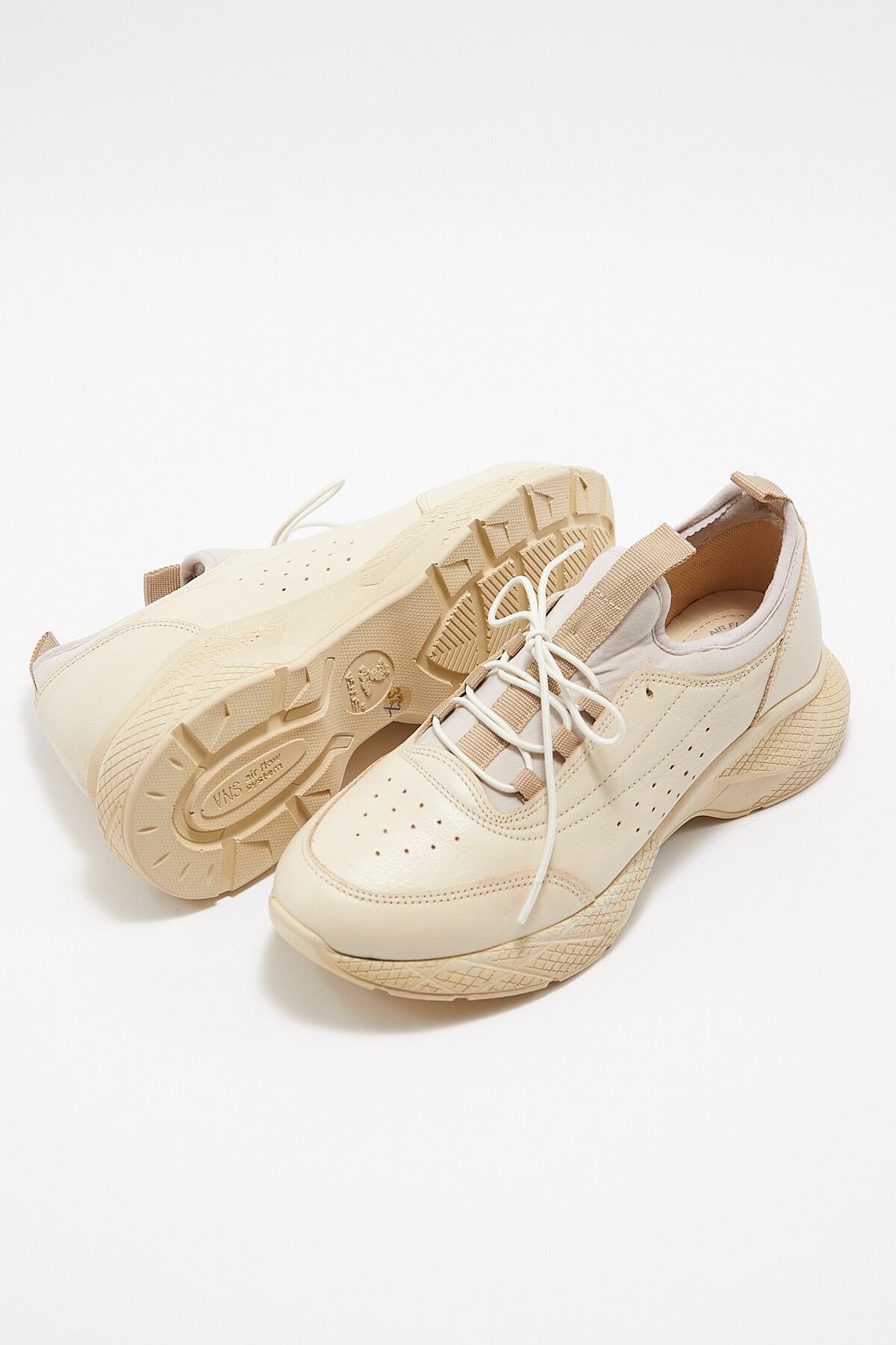 Venüs Deri Kadın Airflow Ayakkabı Bej 2216603Y - Thumbnail