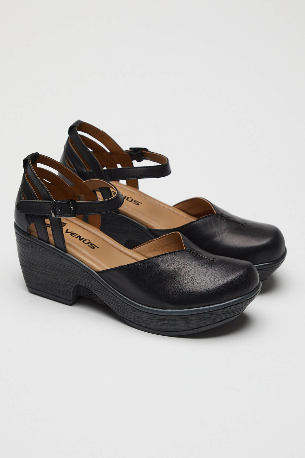 Kadın Apartman Topuk Deri Ayakkabı Siyah 1912502 - Thumbnail