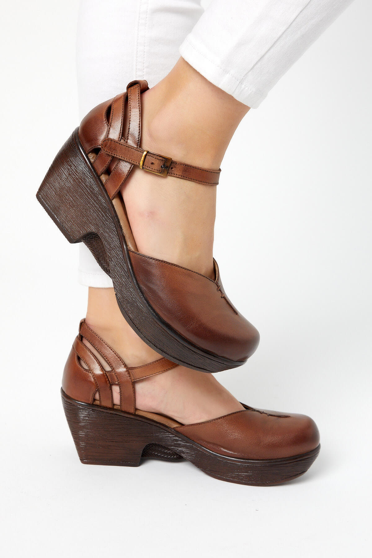 Venüs Deri Kadın Apartman Topuk Ayakkabı Taba 1912502Y