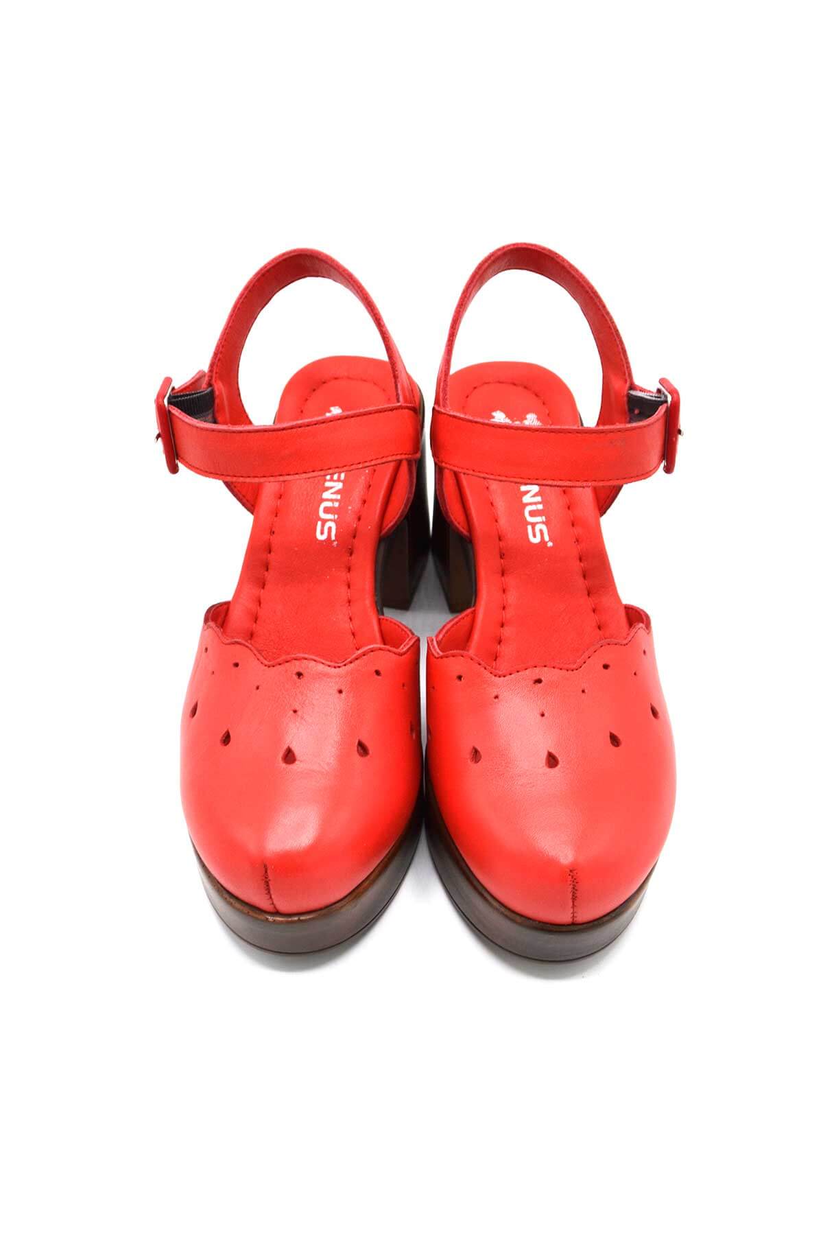 Kadın Apartman Topuk Deri Sandalet Kırmızı 2217001Y