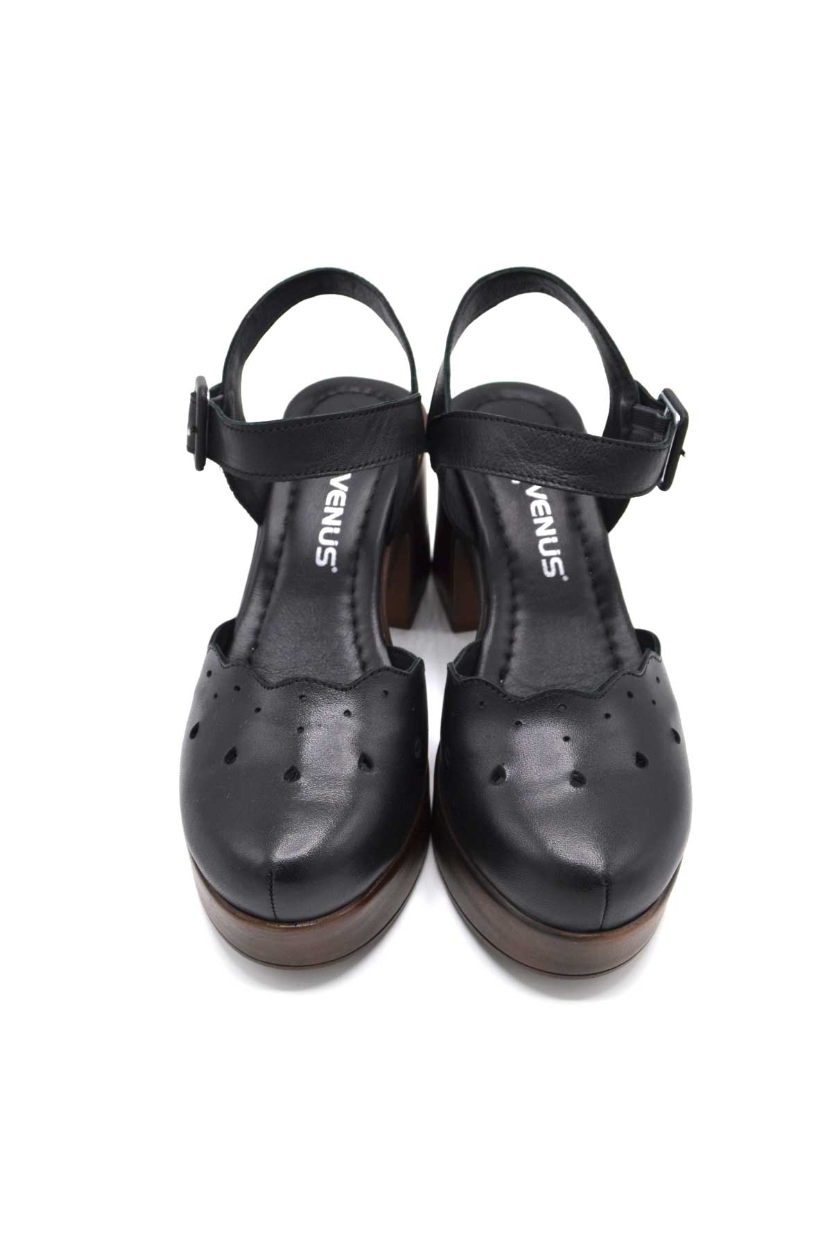 Kadın Apartman Topuk Deri Sandalet Siyah 2217001Y