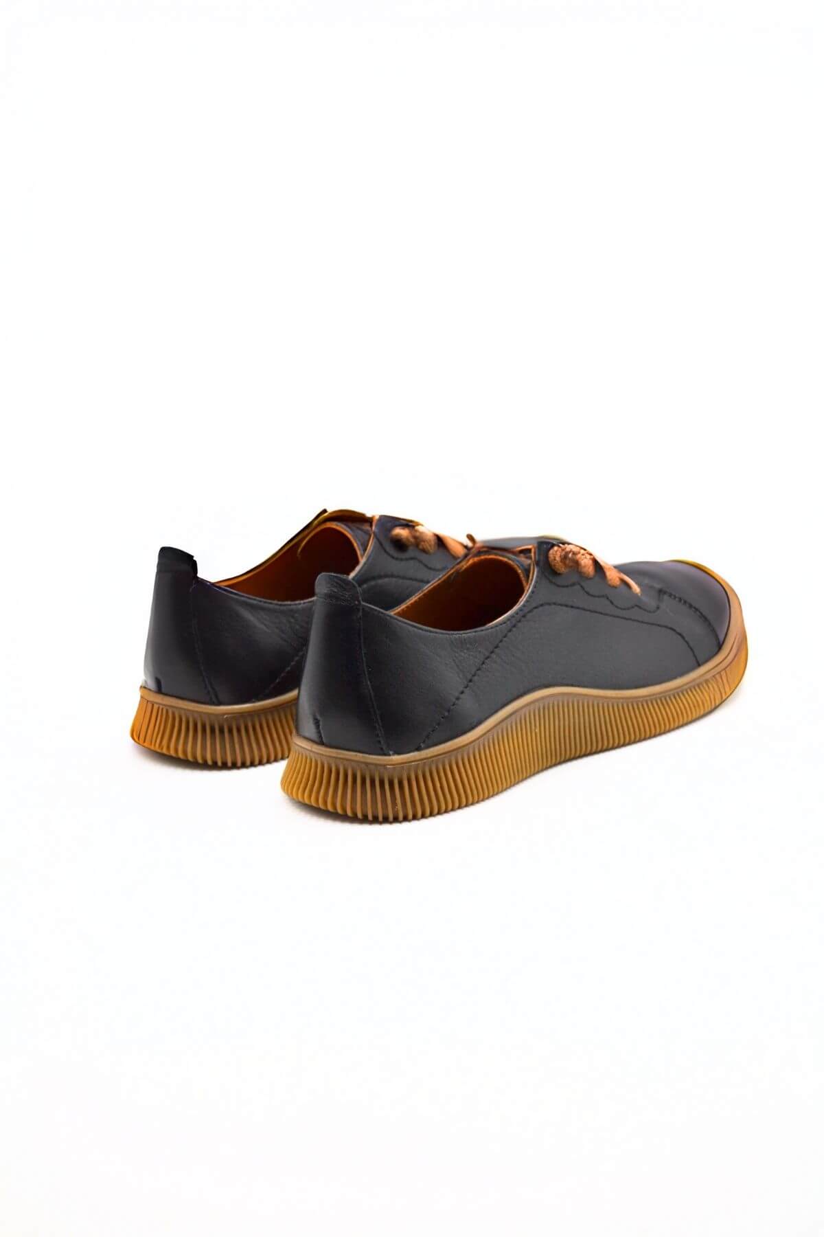 Venüs Deri Kadın Casual Ayakkabı Siyah 2413504Y Venüs Deri Kadın Casual Ayakkabı Siyah 2413504Y