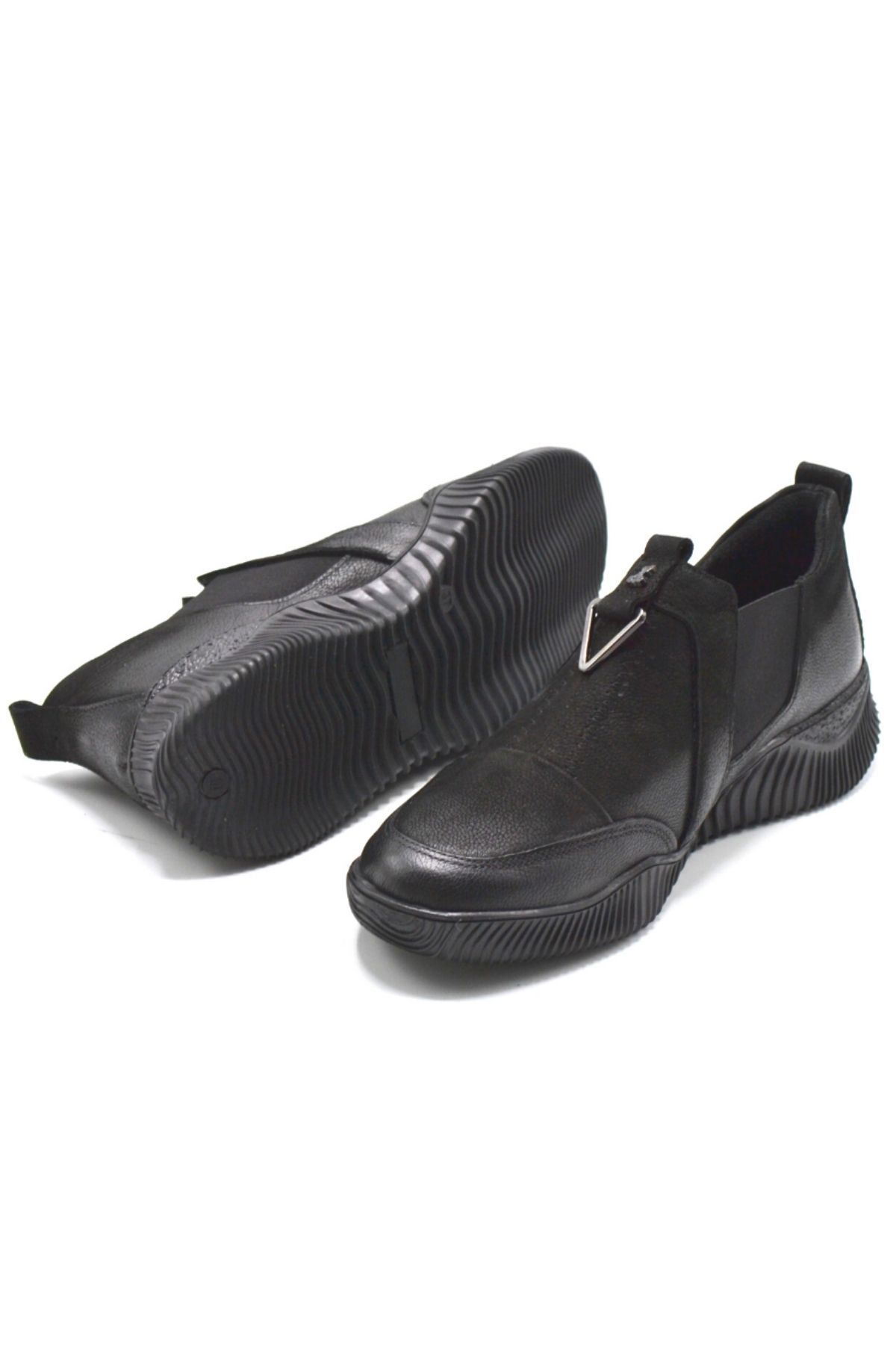 Kadın Comfort Deri Ayakkabı Siyah 1953840K