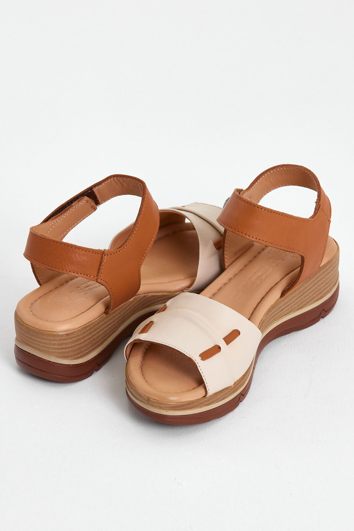 Kadın Comfort Deri Sandalet Bej 2313402Y