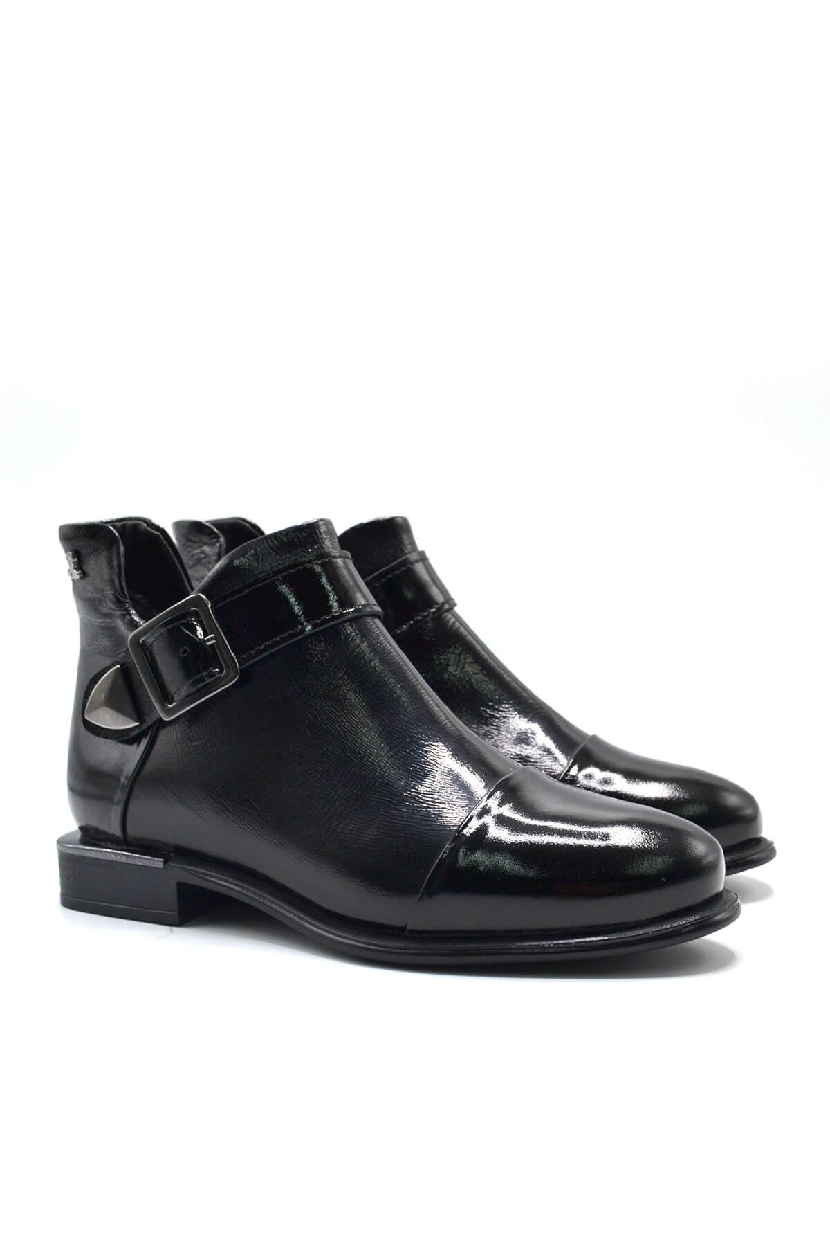 Venüs - Venüs Deri Kadın Rugan Casual Bot Siyah 2050108K Venüs - Venüs Deri Kadın Rugan Casual Bot Siyah 2050108K