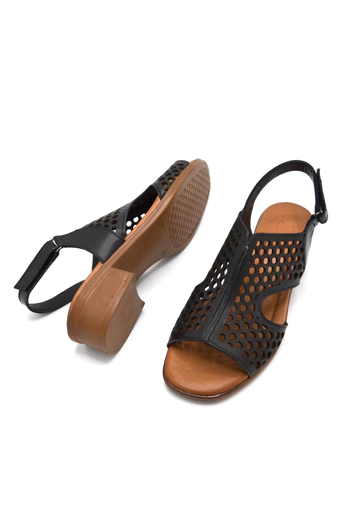 Kadın Deri Sandalet Siyah 22986007 - Thumbnail