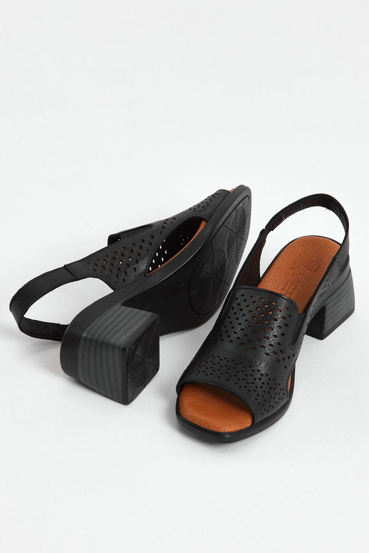 Kadın Deri Sandalet Siyah 2311503Y - Thumbnail