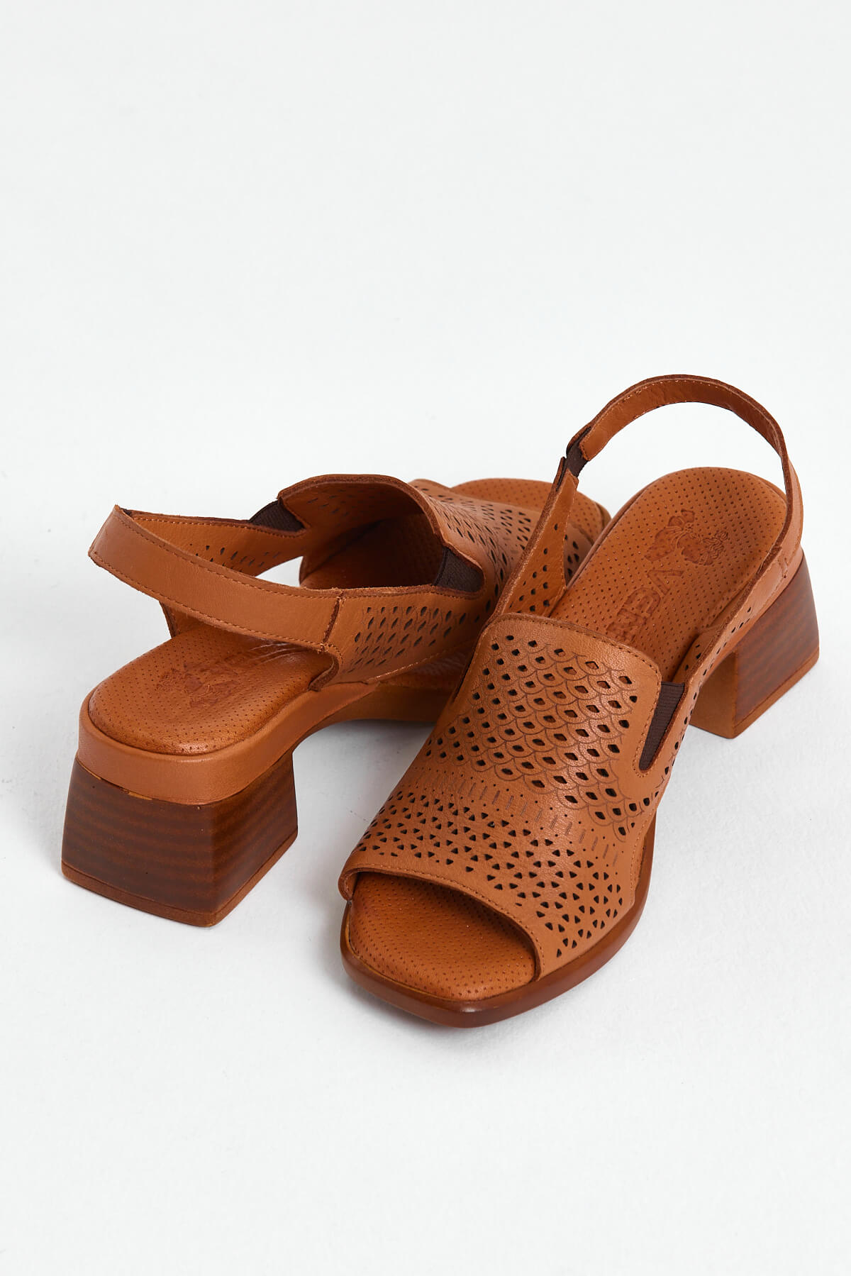 Kadın Deri Sandalet Taba 2311503Y - Thumbnail