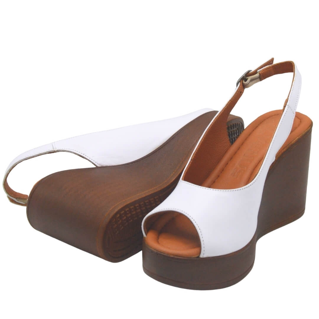 Venüs Deri Kadın Dolgu Topuklu Sandalet Beyaz 2310802Y Venüs Deri Kadın Dolgu Topuklu Sandalet Beyaz 2310802Y