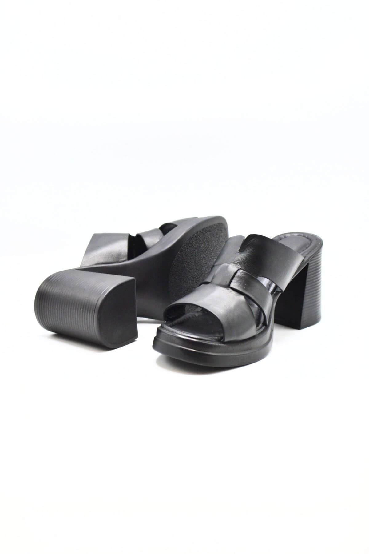 Venüs Deri Kadın Topuklu Terlik Siyah 2413403Y - Thumbnail