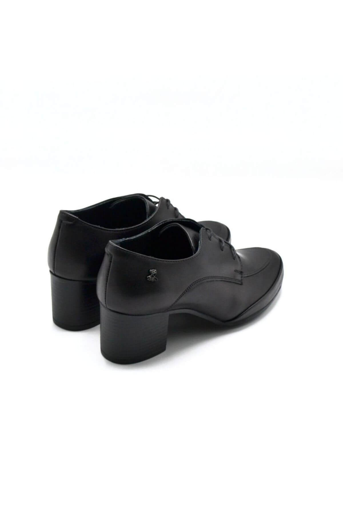 Kadın Topuklu Deri Ayakkabı Siyah 1911940K