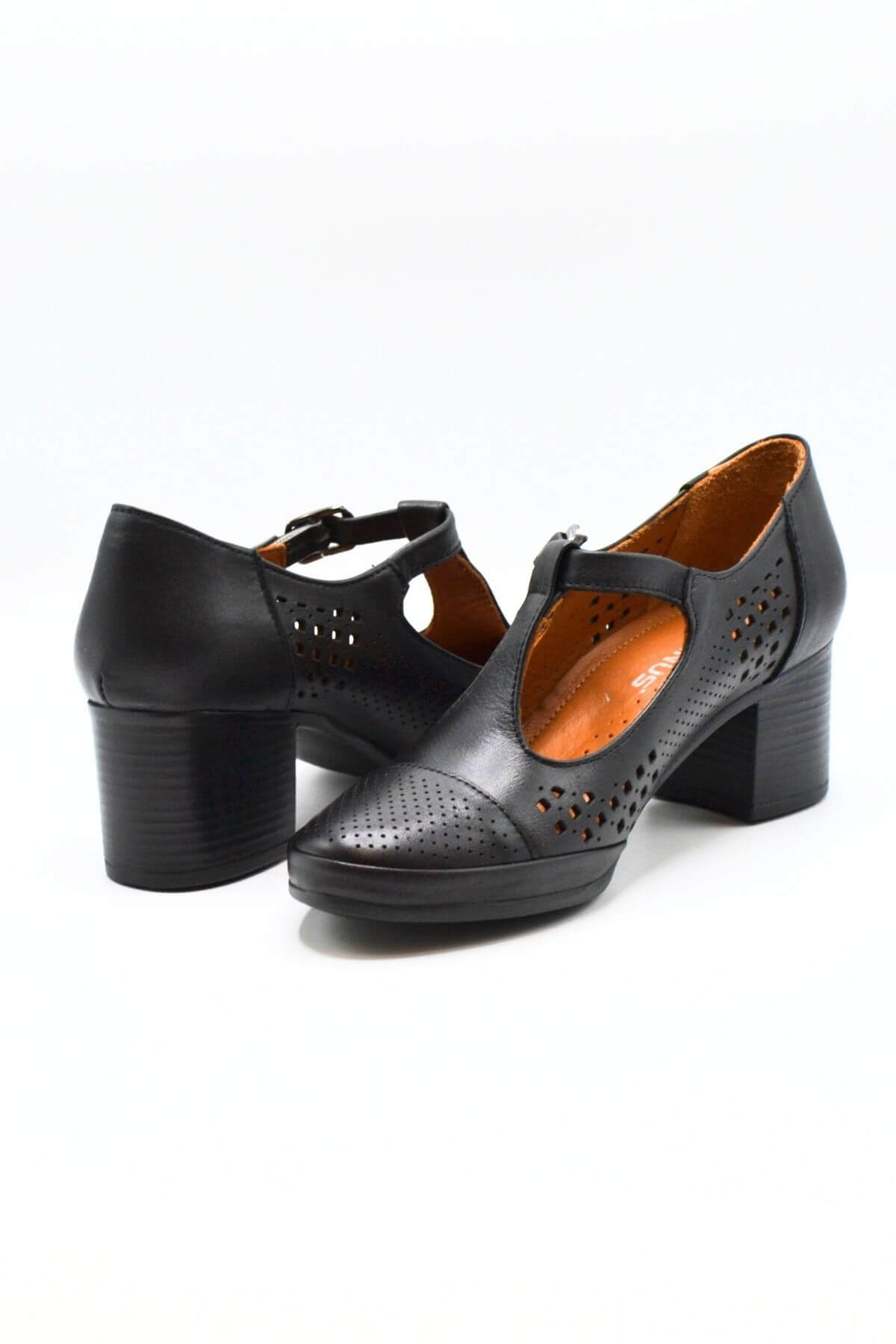 Kadın Yazlık Topuklu Deri Ayakkabı Siyah 1911923Y