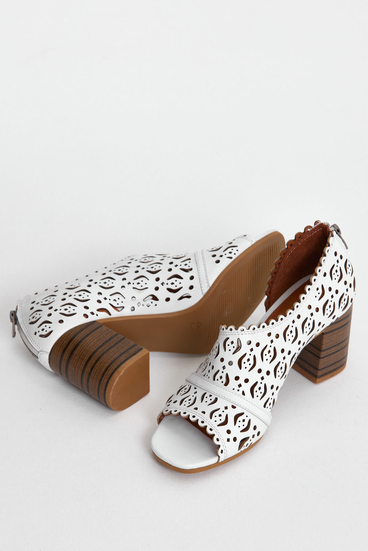 Kadın Yazlık Topuklu Deri Sandalet Beyaz 2108511Y - Thumbnail