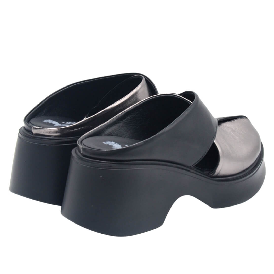  Venüs Deri Kadın Dolgu Topuklu Terlik Siyah-Platin 2313116Y