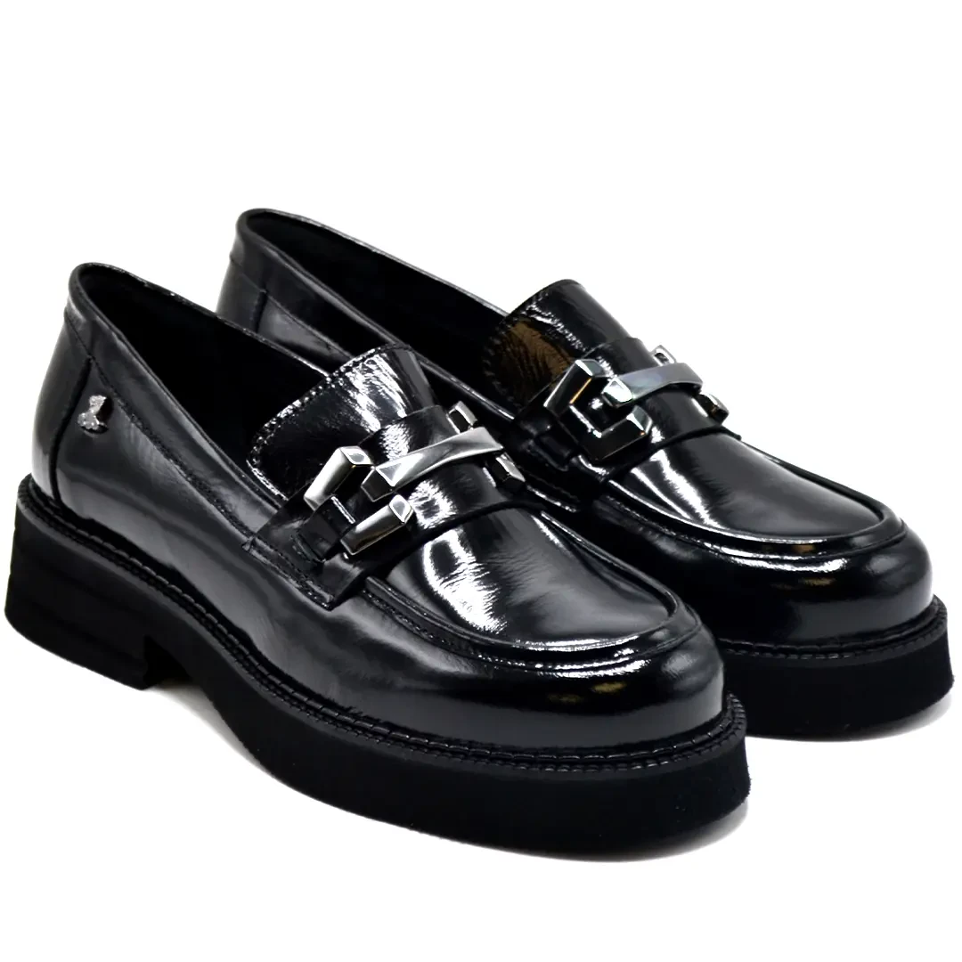Kadın Loafer Deri Tokalı Ayakkabı Siyah Rugan 2451352K