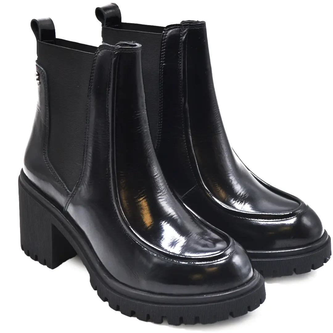 Venüs Deri Kadın Rugan Topuklu Bot Siyah 2451510K