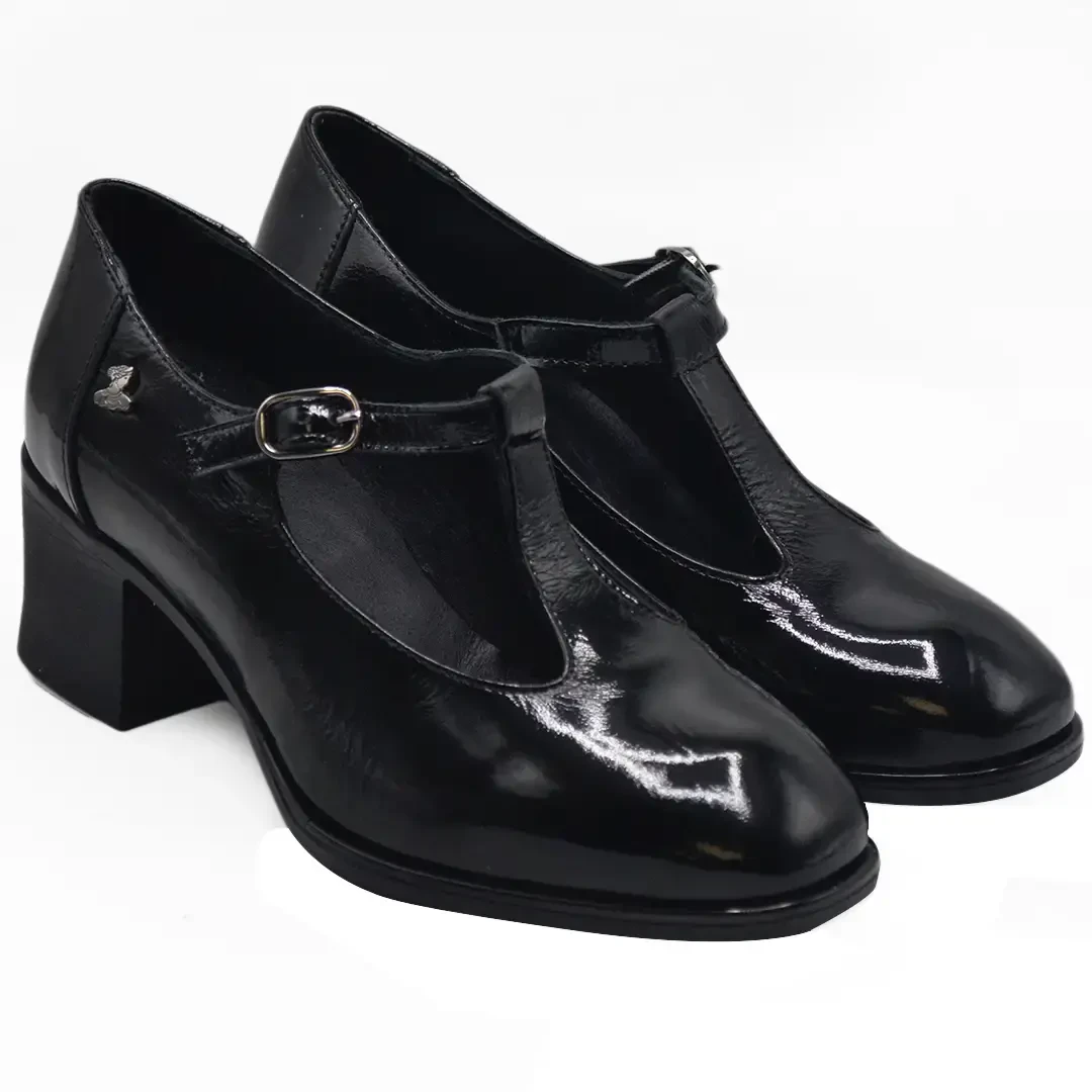 Venüs Deri Kadın Rugan Topuklu Ayakkabı Siyah 2512705Y Venüs Deri Kadın Rugan Topuklu Ayakkabı Siyah 2512705Y