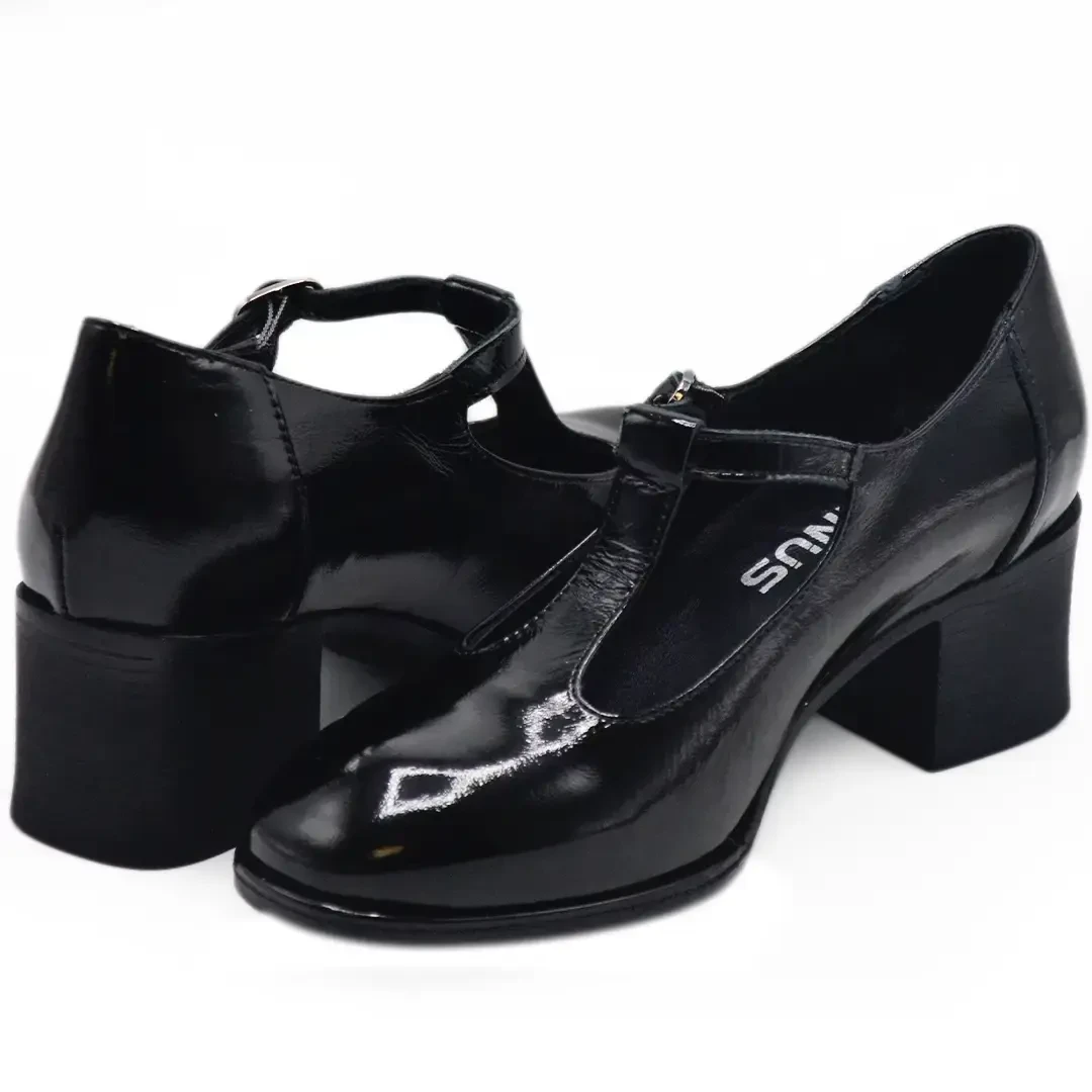 Venüs Deri Kadın Rugan Topuklu Ayakkabı Siyah 2512705Y Venüs Deri Kadın Rugan Topuklu Ayakkabı Siyah 2512705Y