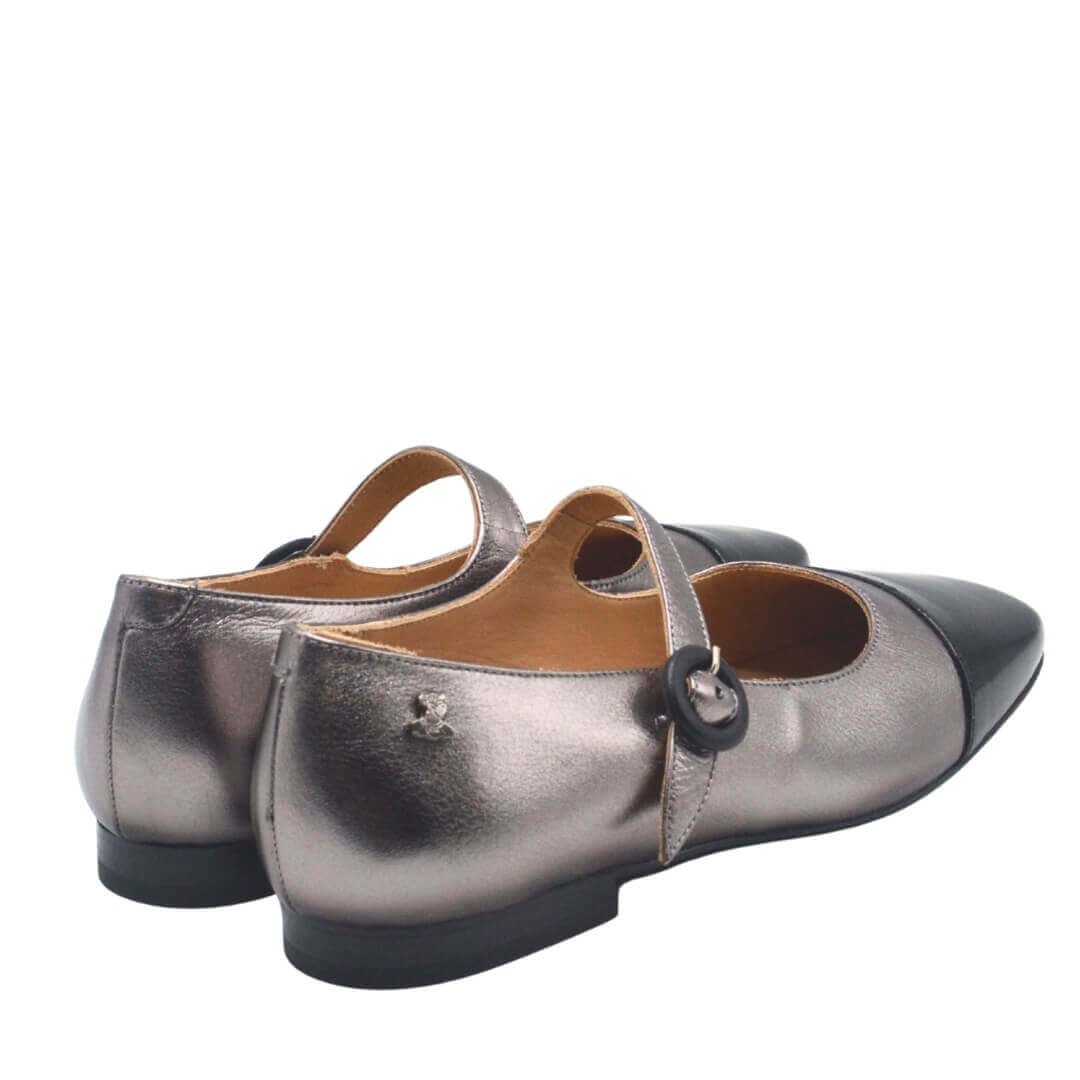 Venüs Deri Kadın Casual Ayakkabı Siyah-Platin 2511104Y  Venüs Deri Kadın Casual Ayakkabı Siyah-Platin 2511104Y