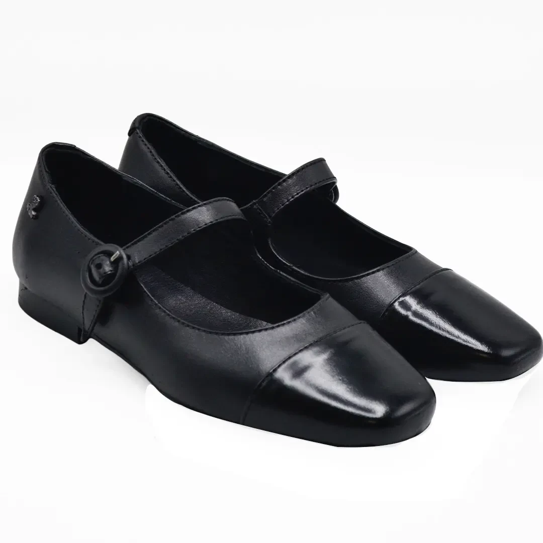 Venüs Deri Kadın Casual Babet Ayakkabı Siyah 2511104Y  Venüs Deri Kadın Casual Babet Ayakkabı Siyah 2511104Y