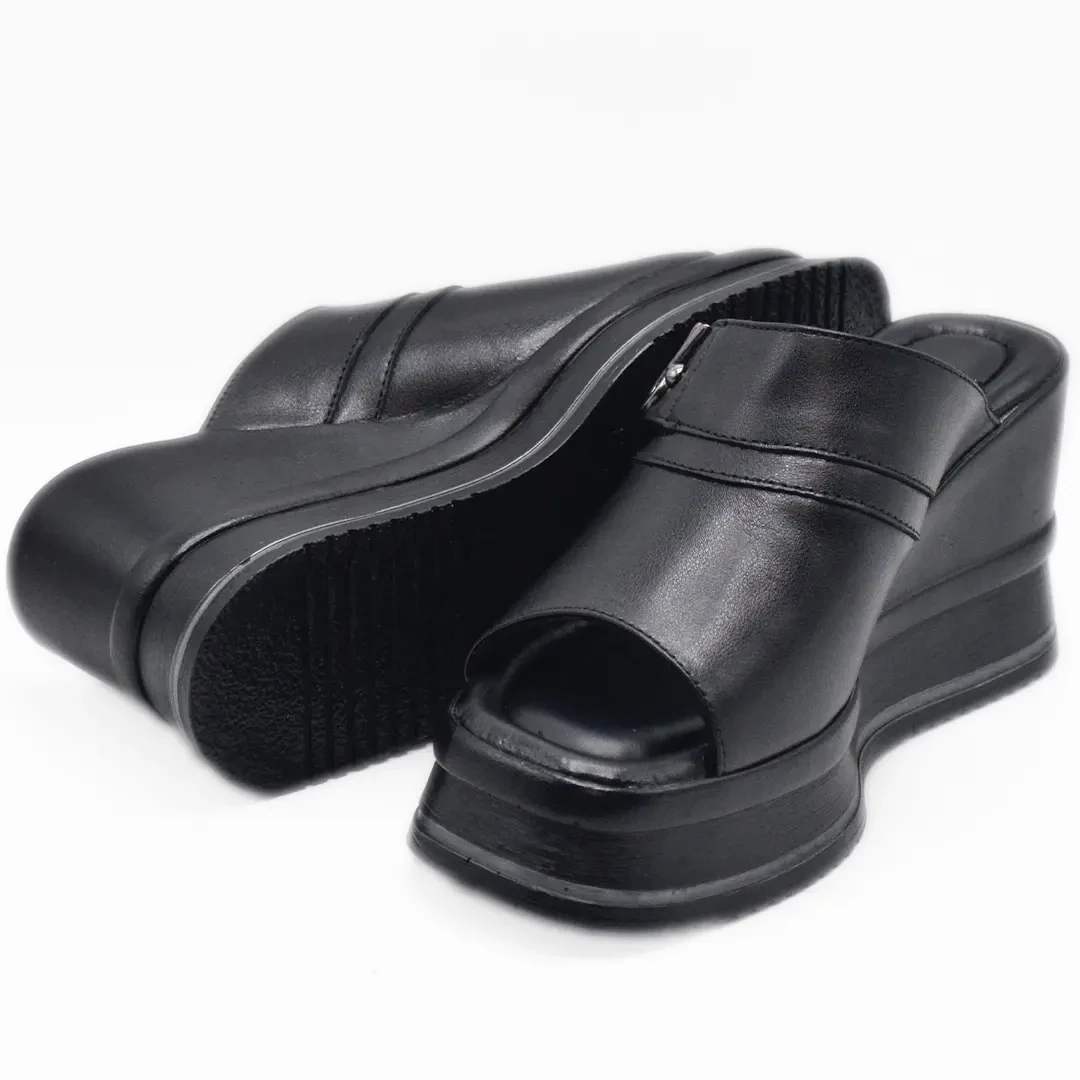 Venüs Deri Kadın Dolgu Topuklu Terlik Siyah 2510904Y