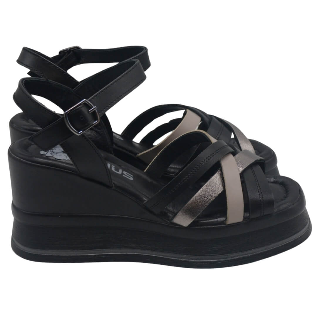 Venüs - Venüs Deri Kadın Dolgu Topuklu Sandalet Siyah-Platin 2510902Y Venüs - Venüs Deri Kadın Dolgu Topuklu Sandalet Siyah-Platin 2510902Y