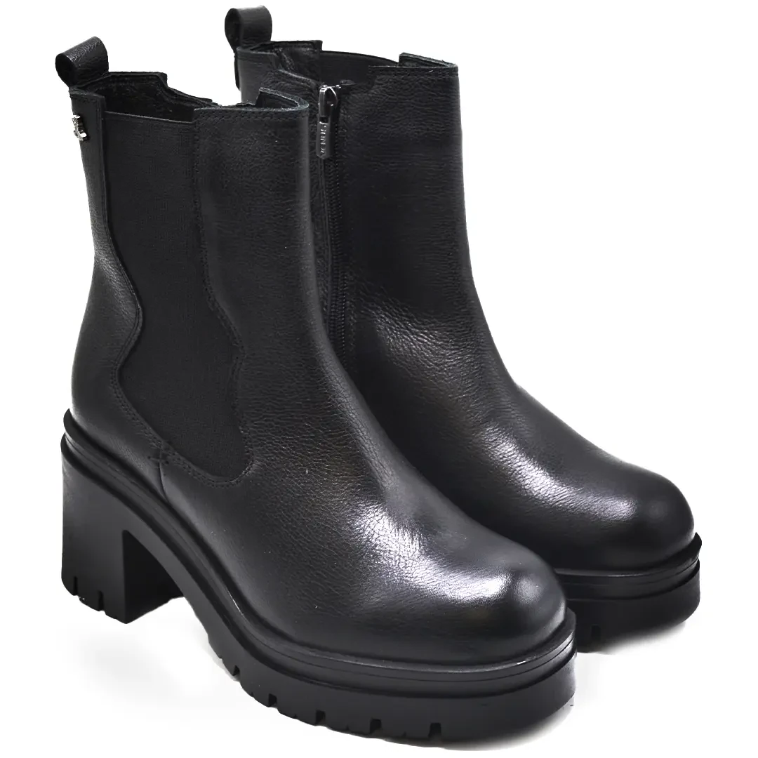 Venus Women's Leather Casual Ankle Boots - Black 2351305K