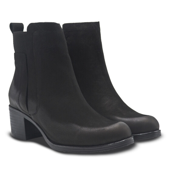 Venus Women's Leather Heeled Boots - Black 25030301K