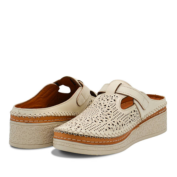Venus Women's Leather Slippers & Slides - Beige 26190250Y - 3