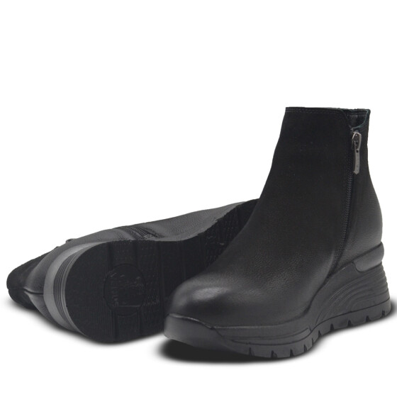 Venus Women's Nubuk Airflow Boots - Black 2313034K - 5
