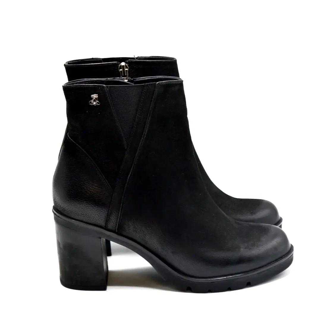 Venus Women's Nubuk Casual Ankle Boots - Black 2179125K - 2