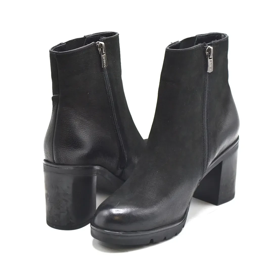 Venus Women's Nubuk Casual Ankle Boots - Black 2179125K - 4